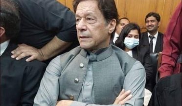 ان کا پلان بی بن گیا تو عہدے سے اترتے ہی شہباز شریف بھی مسنگ پرسن ہوجائیں گے،عمران خان